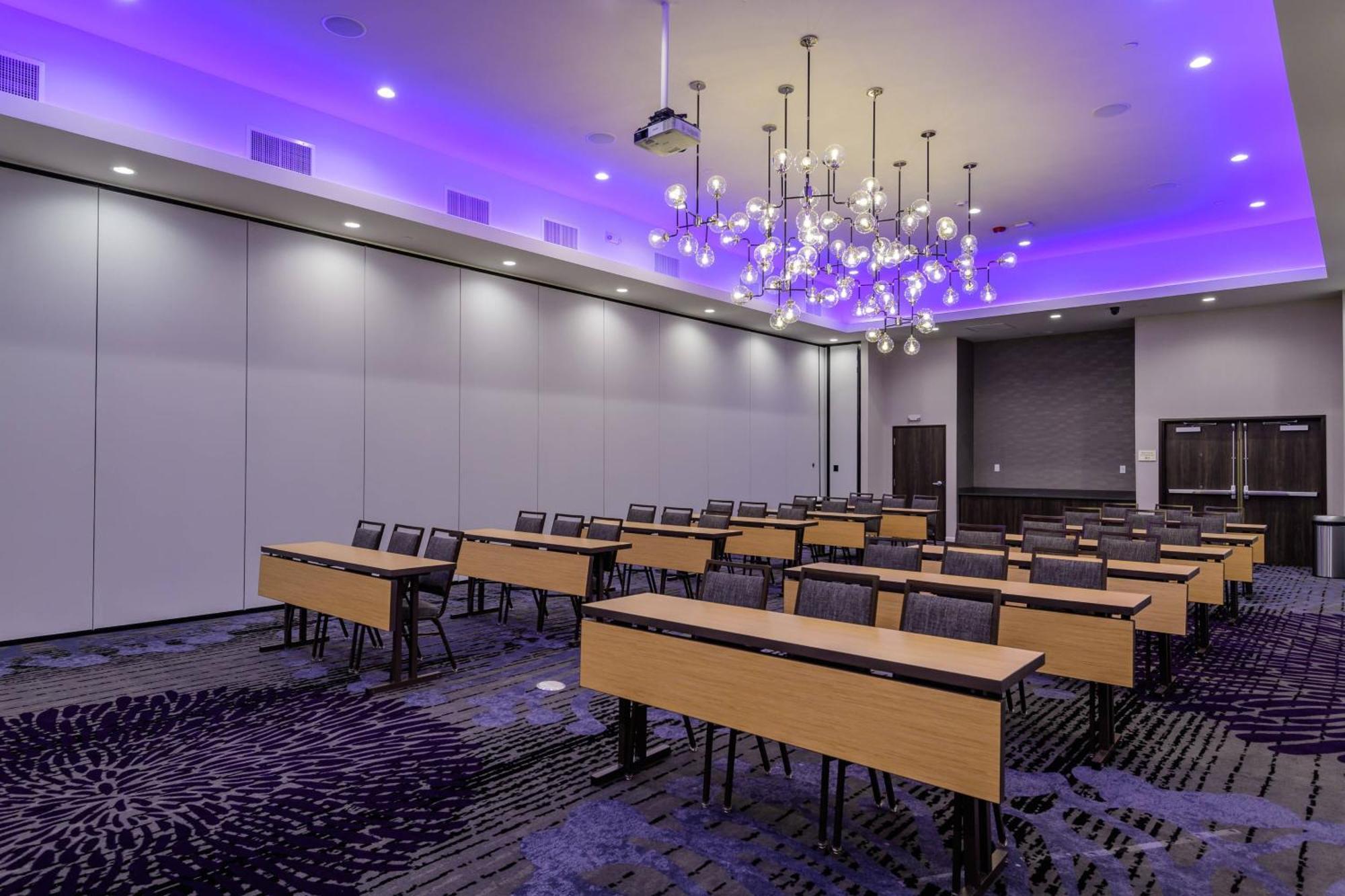 Courtyard By Marriott Lake Jackson Exteriör bild