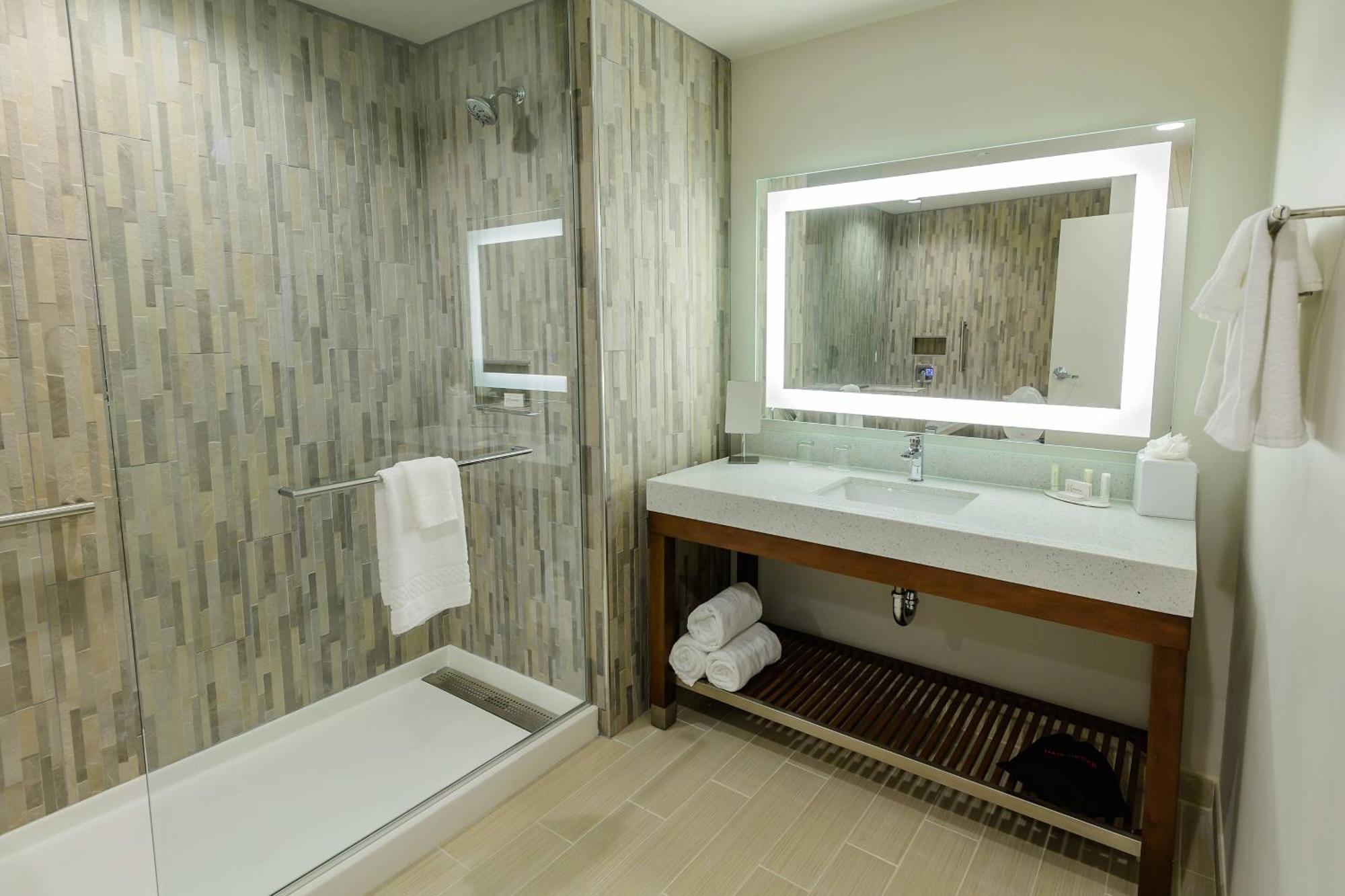 Courtyard By Marriott Lake Jackson Exteriör bild